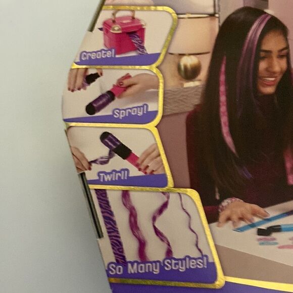 NWT Design! Create! Style! with Hollywood Hair Extension Cool Maker age 8+ - Picture 7 of 9